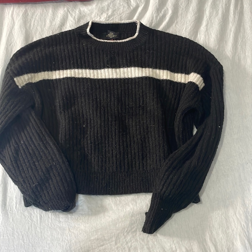 Cropped sweater